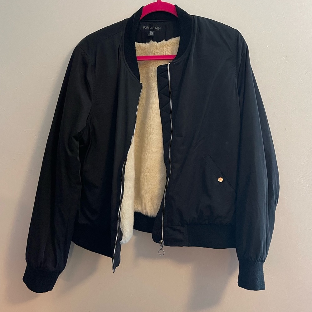 Forever New Womens Jacket with inner faux fur